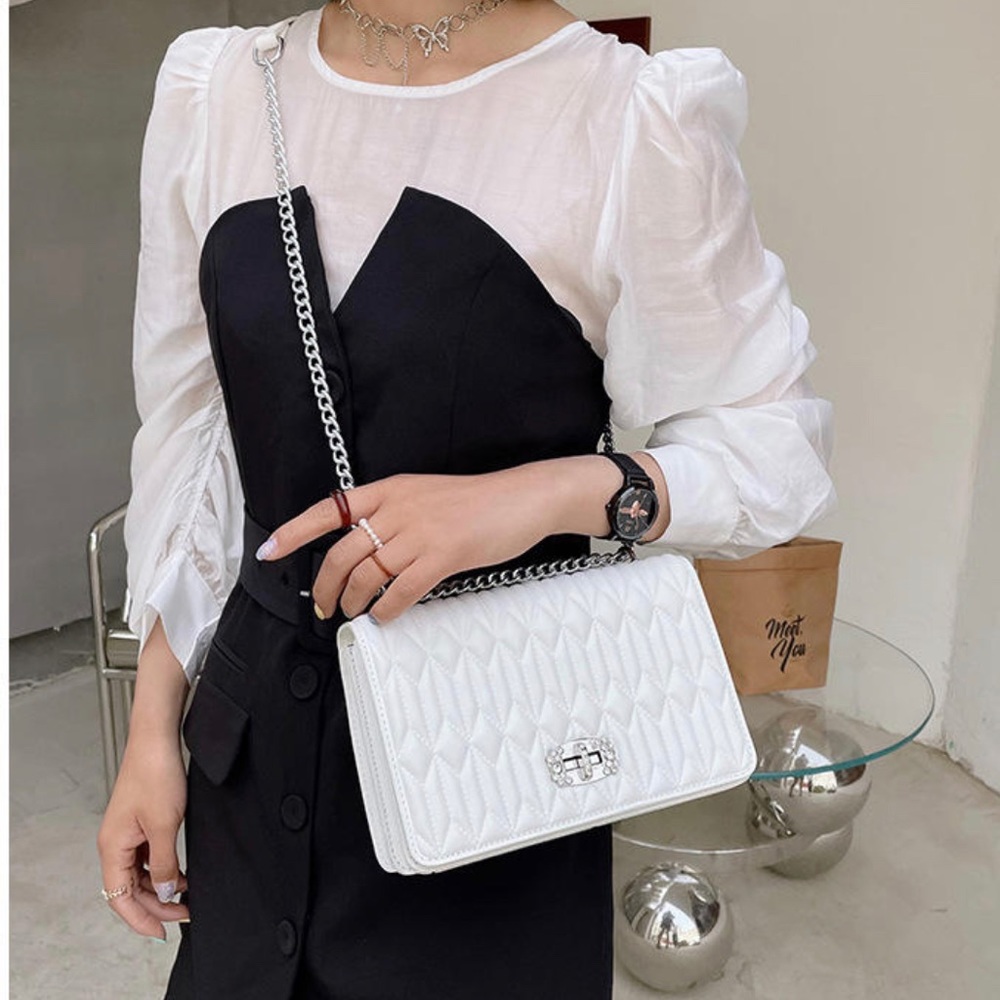 (last 1) European design chain shoulder crossbody quilted vegan leather in blue - Picture 3 of 8